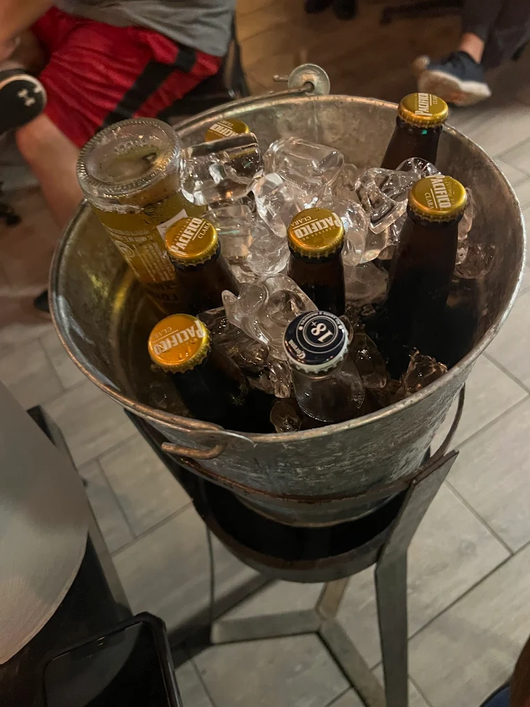 Cubeta de cerveza Mex Wings